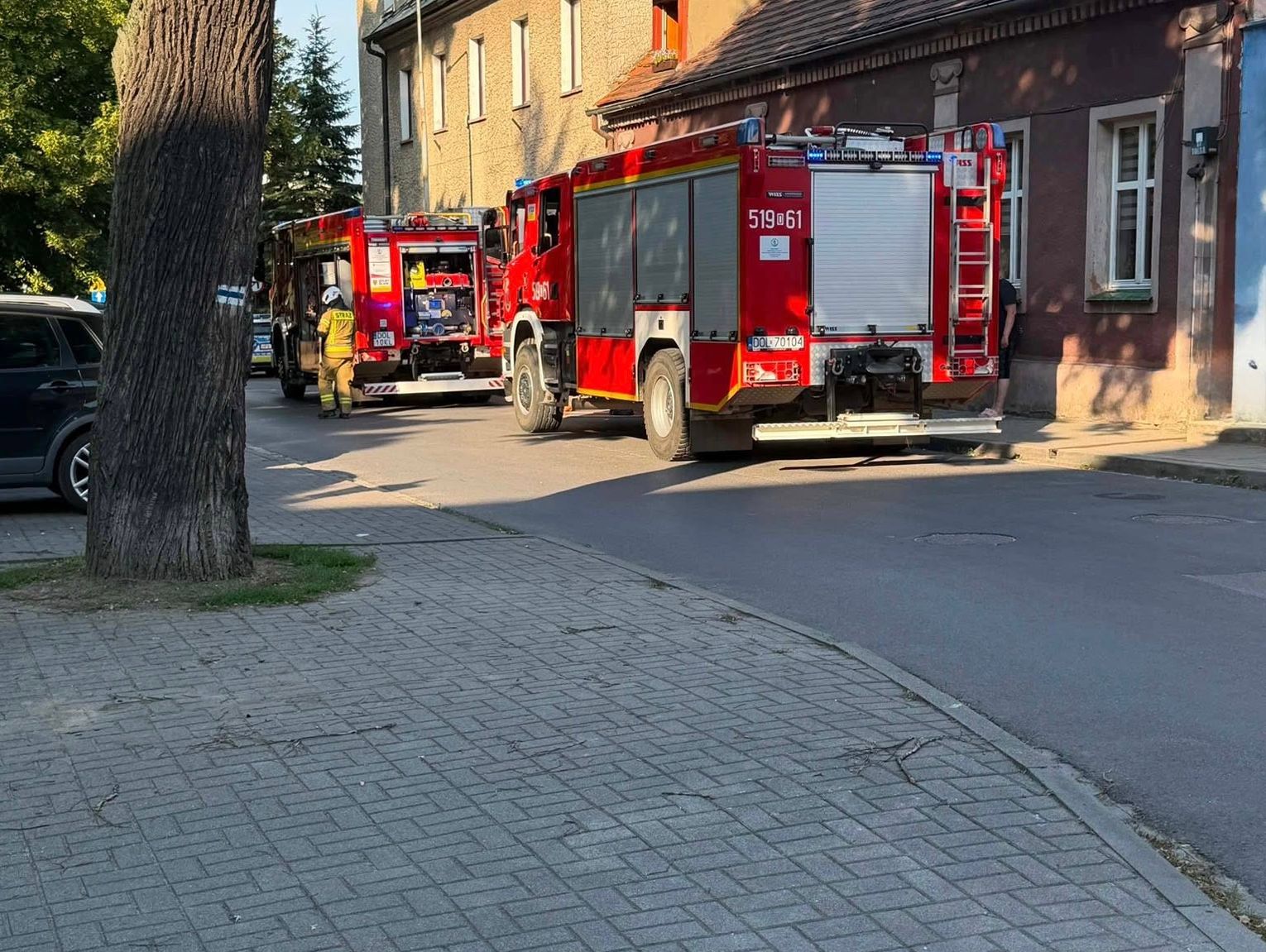 Budynek wielorodzinny. Strażacy gasili zadymienie - Zdjęcie artykułu