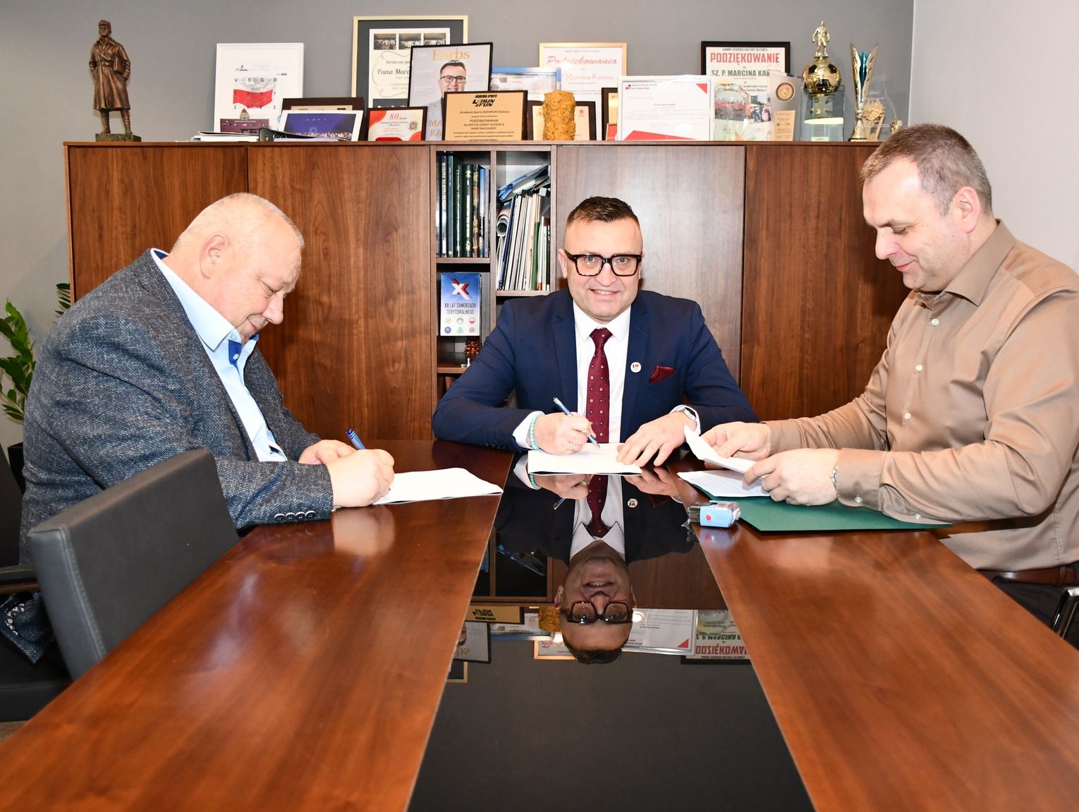 Ligota Polska zyskuje nowoczesną remizę OSP - kluczowy krok w stronę bezpieczniejszego i bardziej oszczędnego ratownictwa - Zdjęcie artykułu