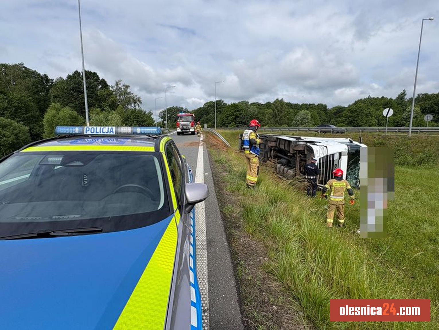 MOP Syców Wschód. Kierowca TIR-a w rowie po pijaku - Zdjęcie artykułu