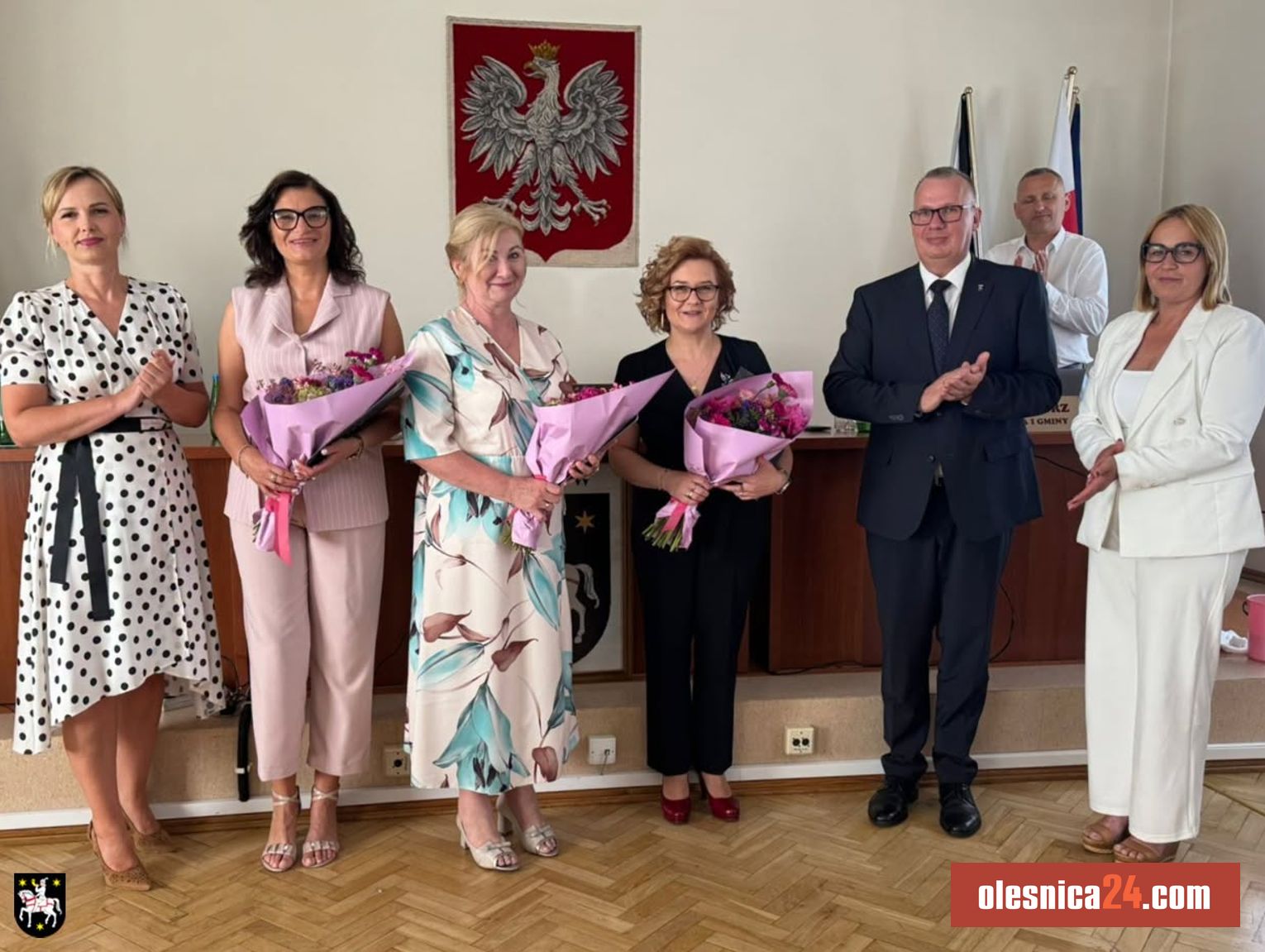 Placówki oświatowe. Dyrektorzy otrzymali akty powierzenia - Zdjęcie artykułu
