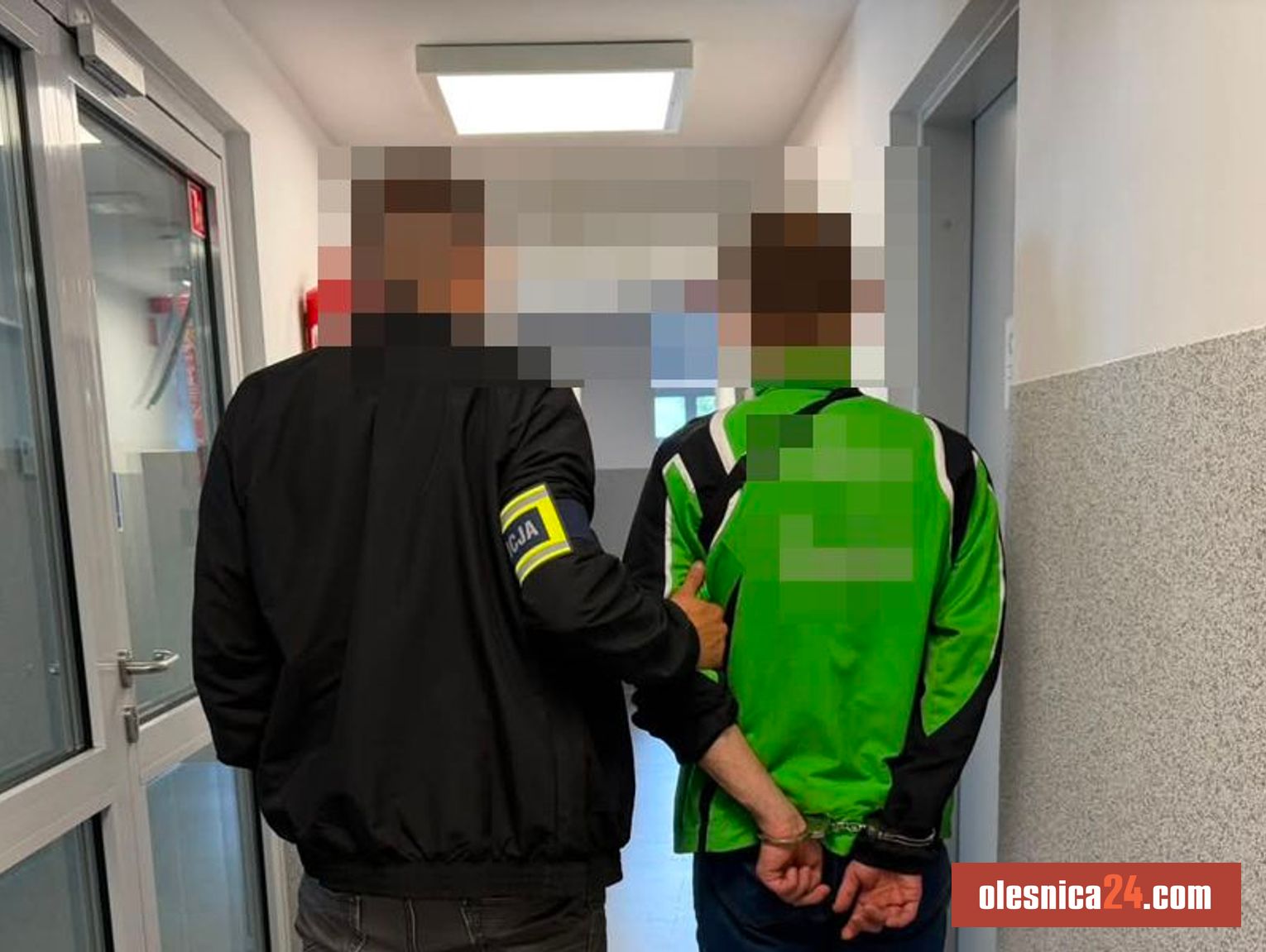 Poszukiwany 40-latek zatrzymany. Ukrywał się u kolegi - Zdjęcie artykułu