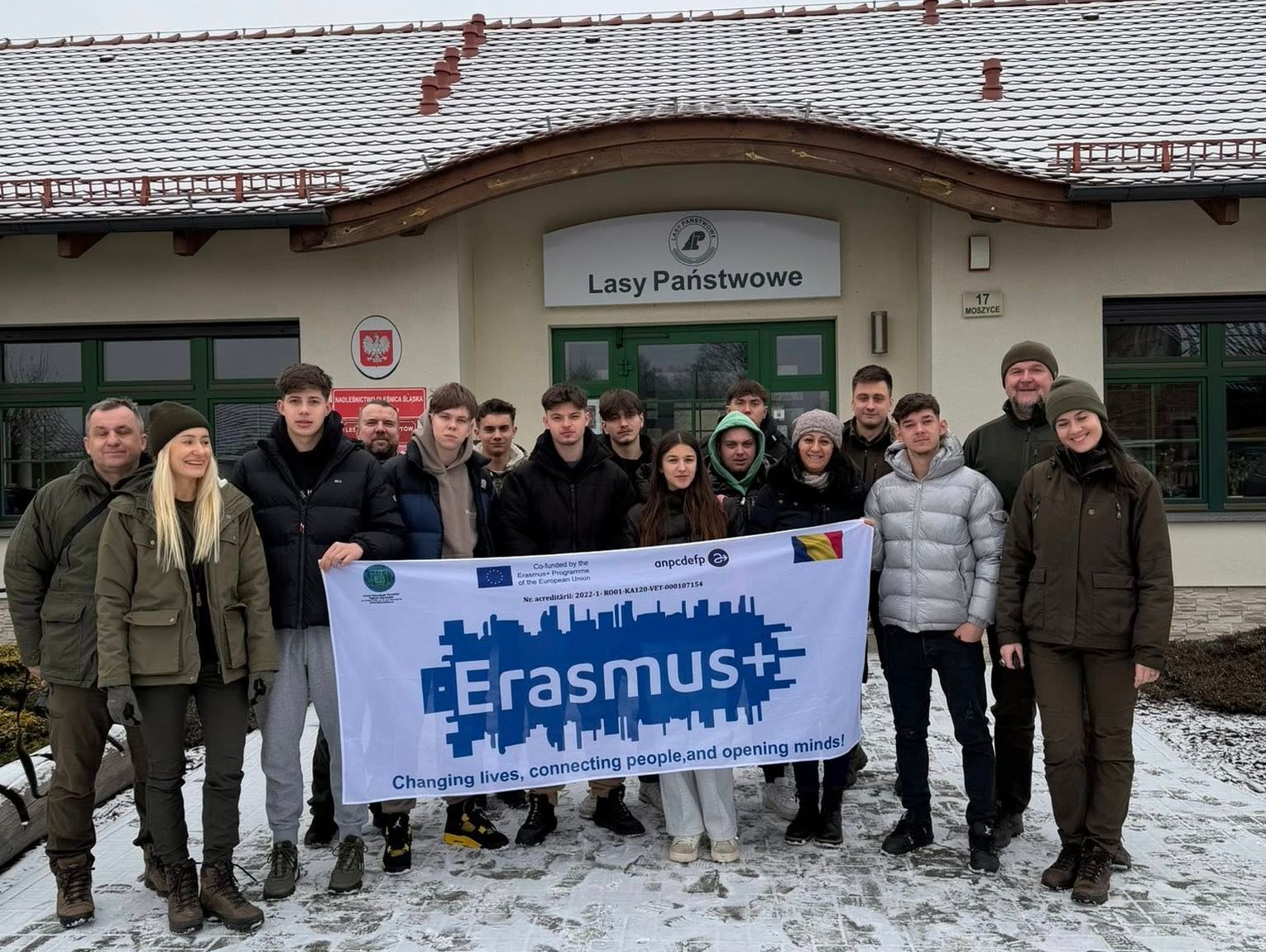 Rumuni z szkoły leśnej zdobywają praktykę w oleśnickich lasach dzięki Erasmus+ - Zdjęcie artykułu